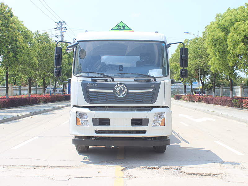 東風(fēng)天錦10.1立方SCS5181GFWDFH6腐蝕性物品罐式運(yùn)輸車